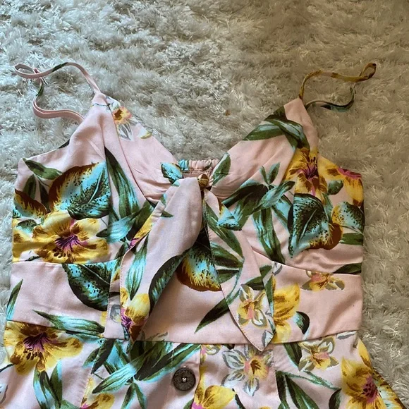 Pink summer dress - Picture 3 of 4